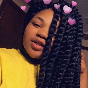 Meet your Posher, Marisa